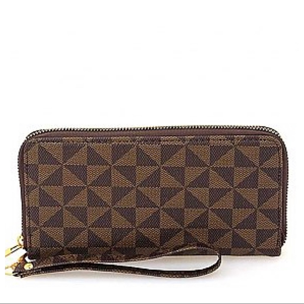 Chic Faux Leather Monogram Wallet with shoulder strap - Picture 2 of 3